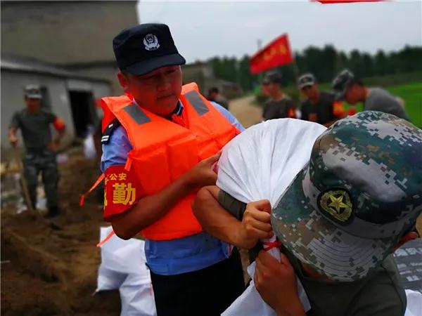 乘风破浪！劲旅交锋，胜负难断